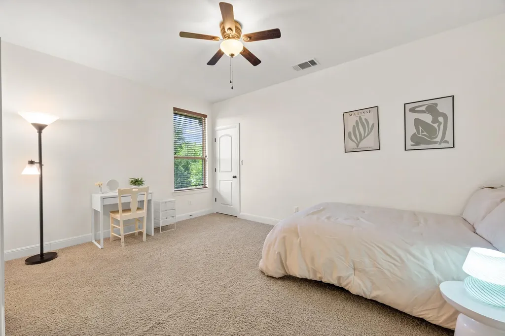 1301 Lions Lair Leander TX 78641
