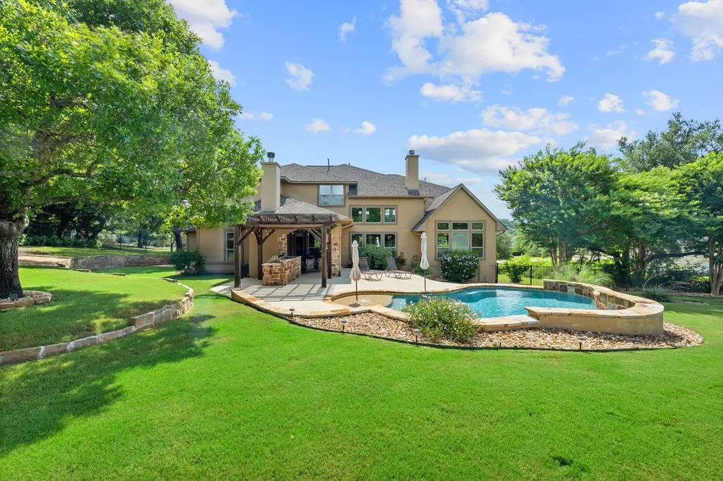 1301 Lions Lair Leander TX 78641