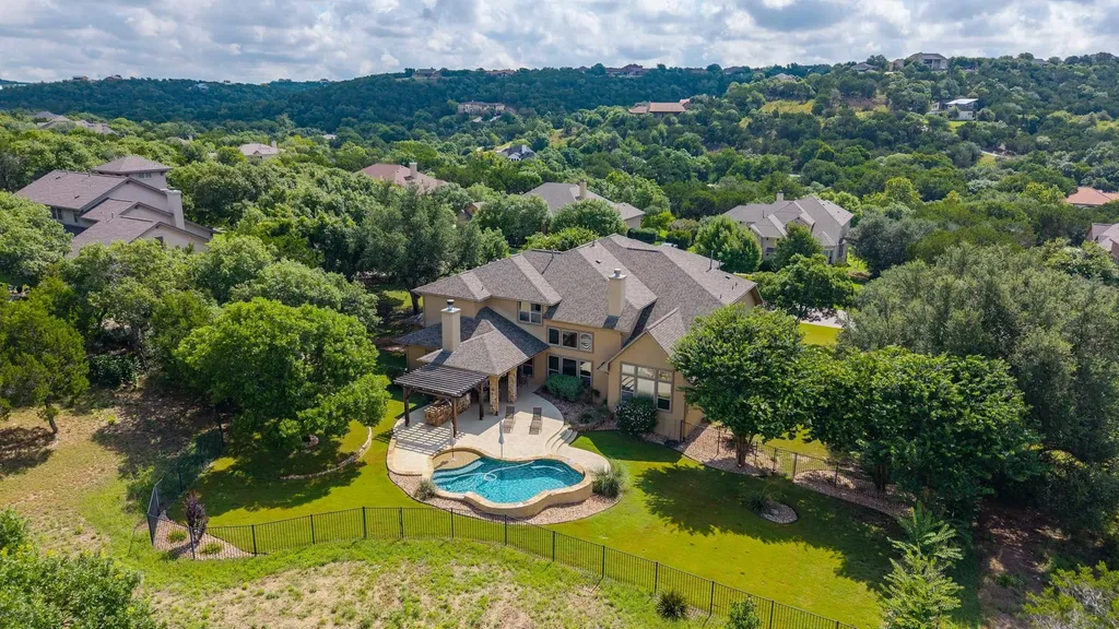 1301 Lions Lair Leander TX 78641