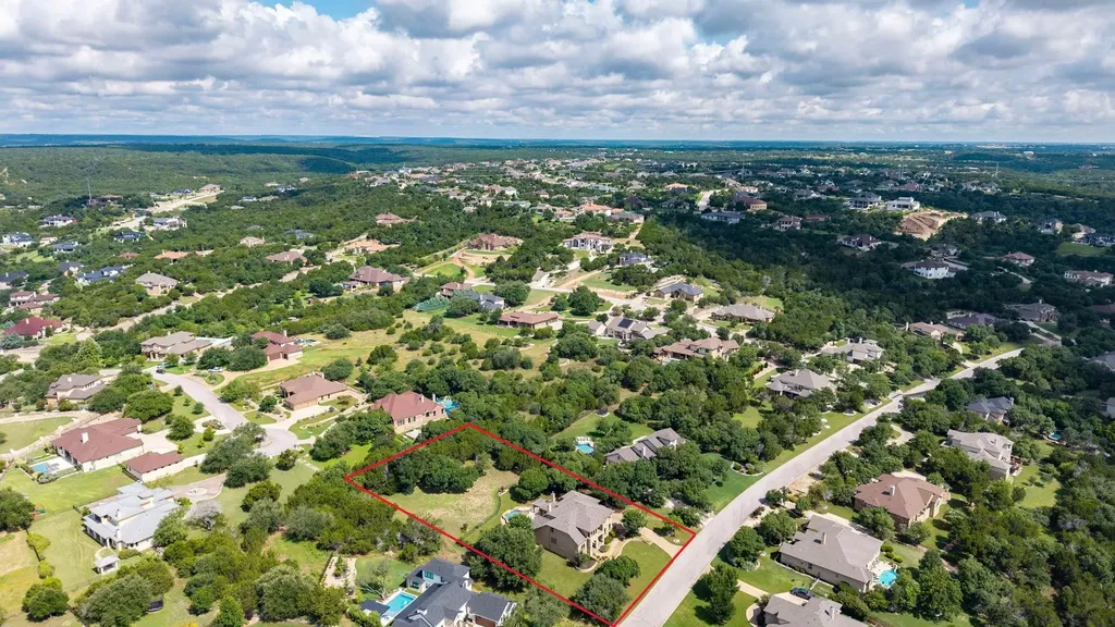 1301 Lions Lair Leander TX 78641