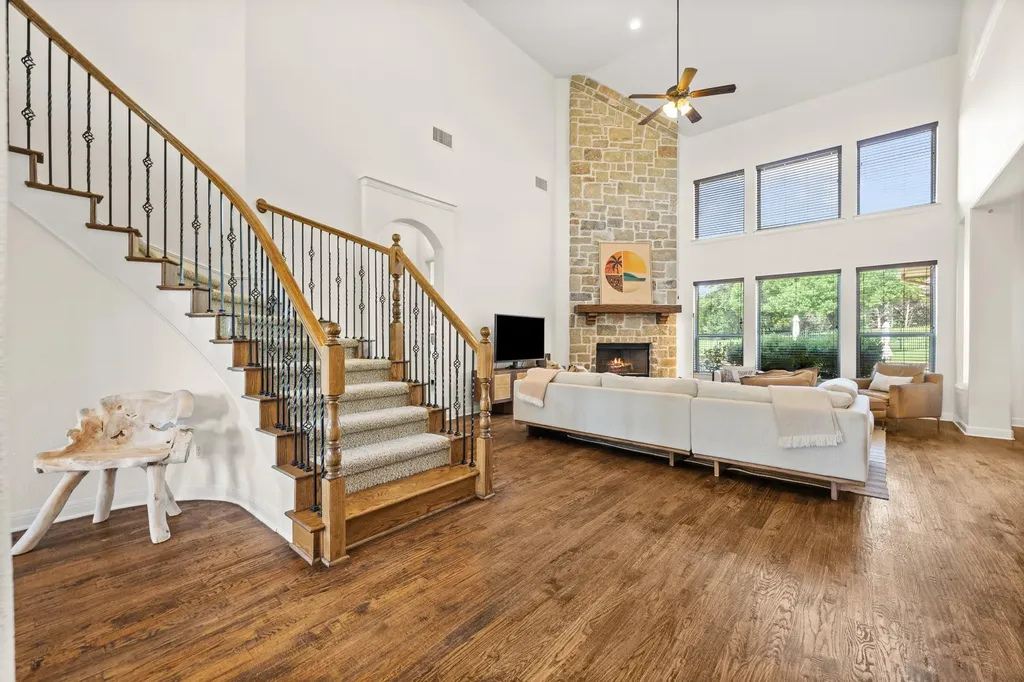 1301 Lions Lair Leander TX 78641