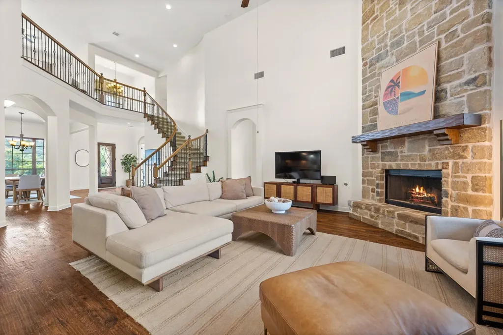 1301 Lions Lair Leander TX 78641