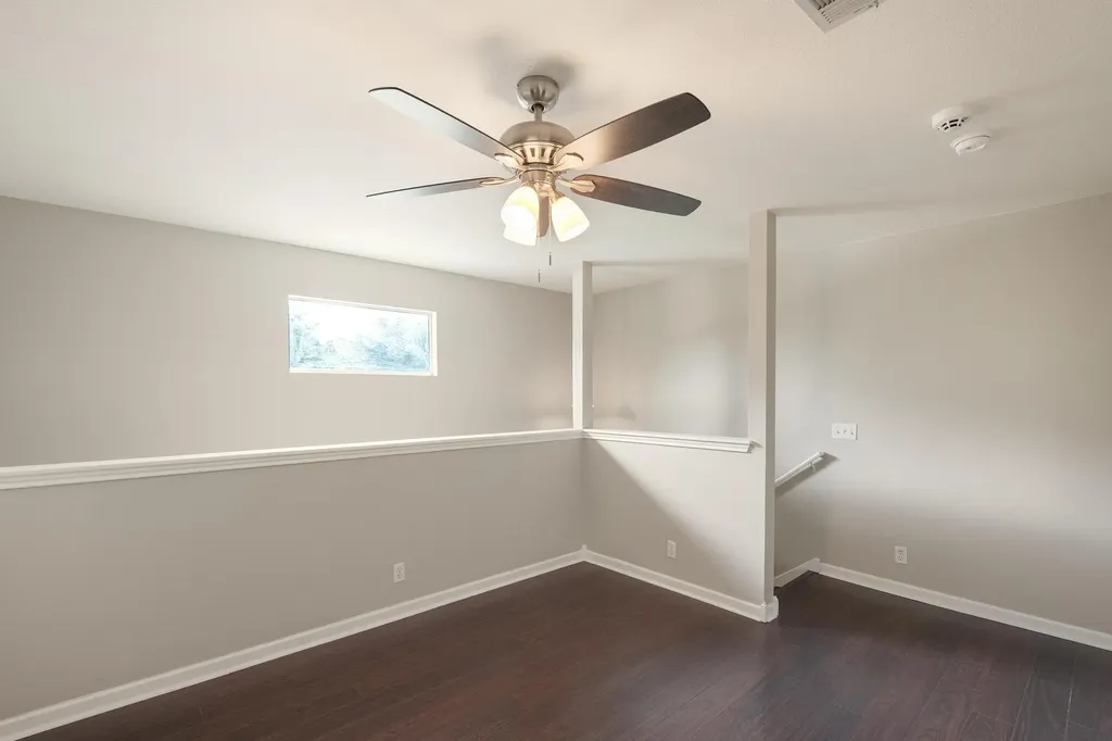 3003 Meadow Lane Taylor TX 76574