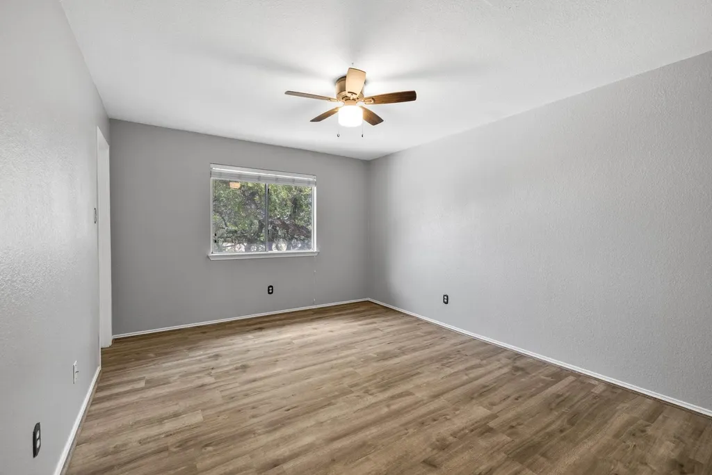 610 Haleys Cove Leander TX 78641