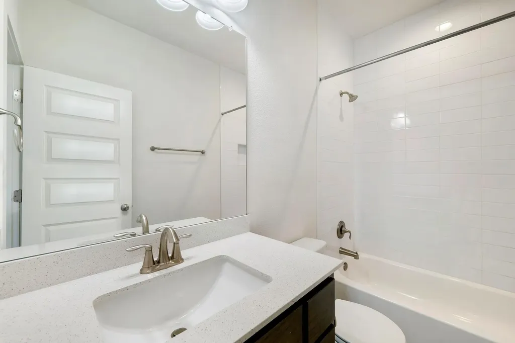 145 Cistern Way Austin TX 78737