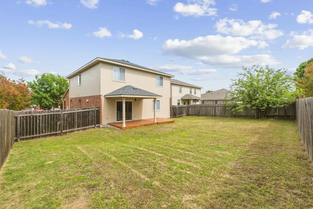 211 Banner Avenue Leander TX 78641