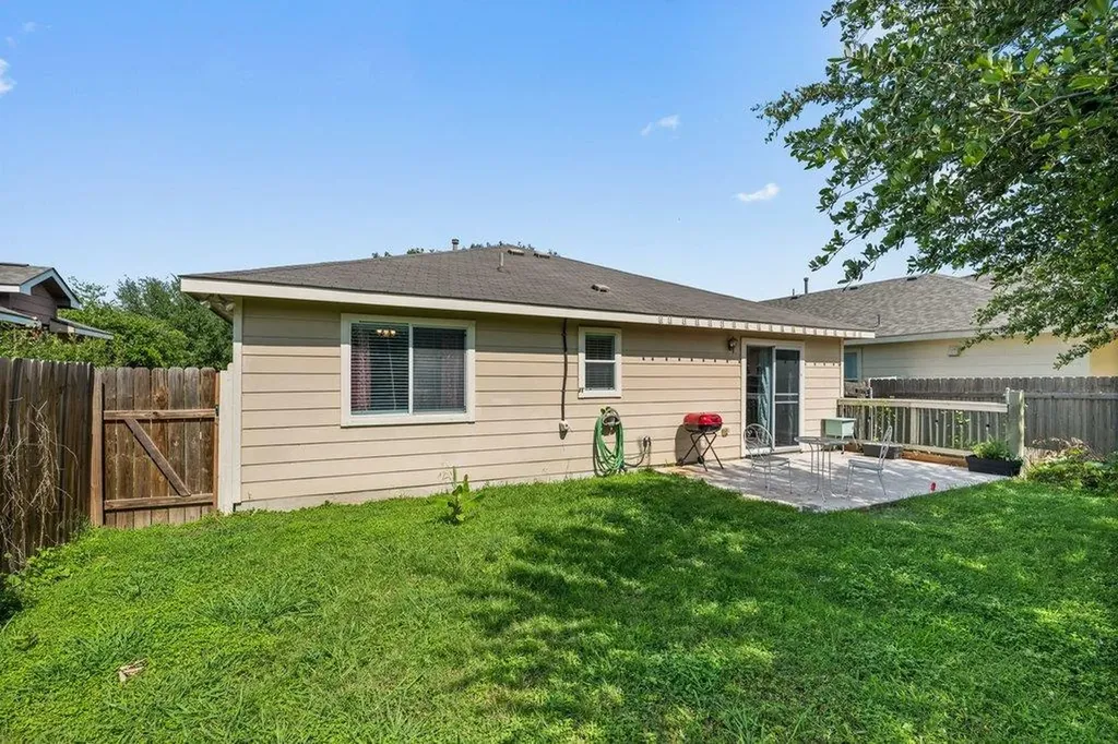 13020 Jelly Palm Trail Elgin TX 78621