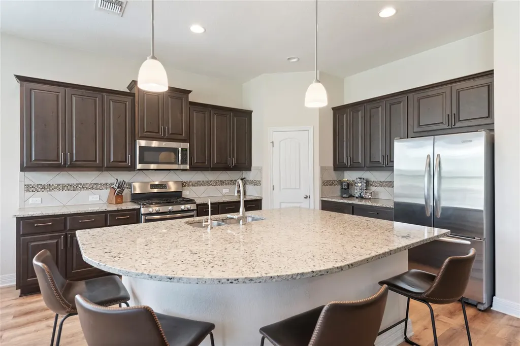 953 Vista Gardens Drive Buda TX 78610