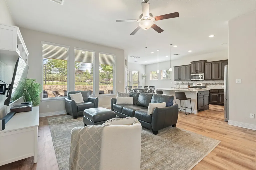 953 Vista Gardens Drive Buda TX 78610