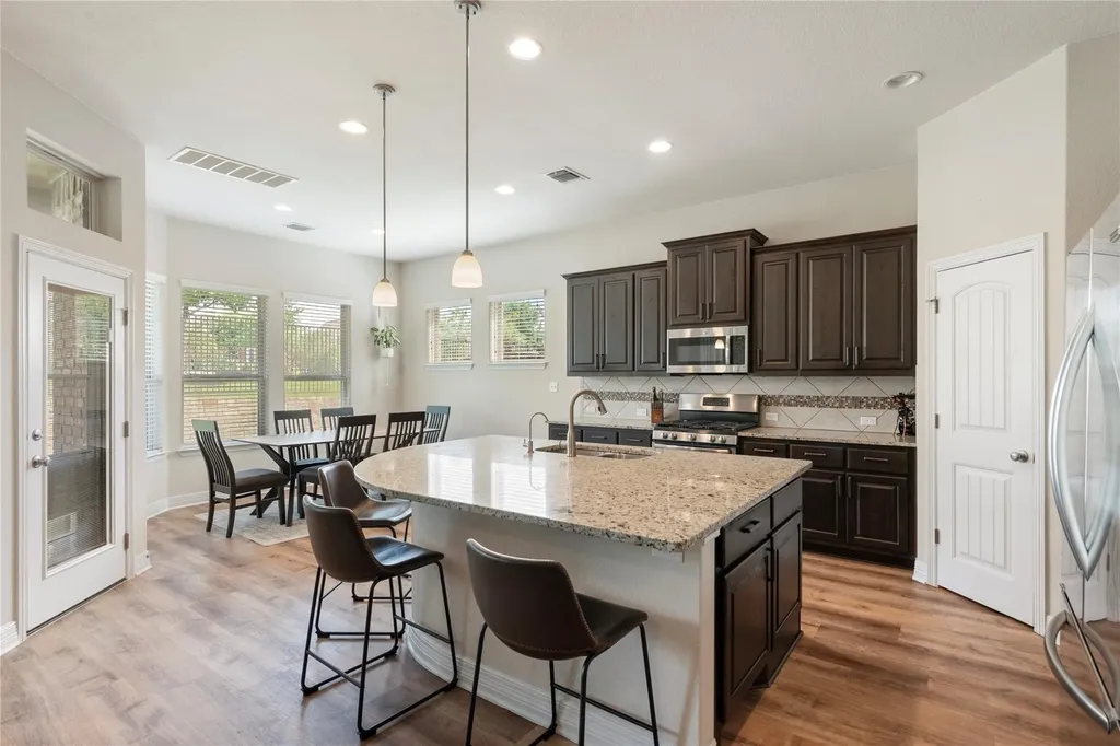 953 Vista Gardens Drive Buda TX 78610