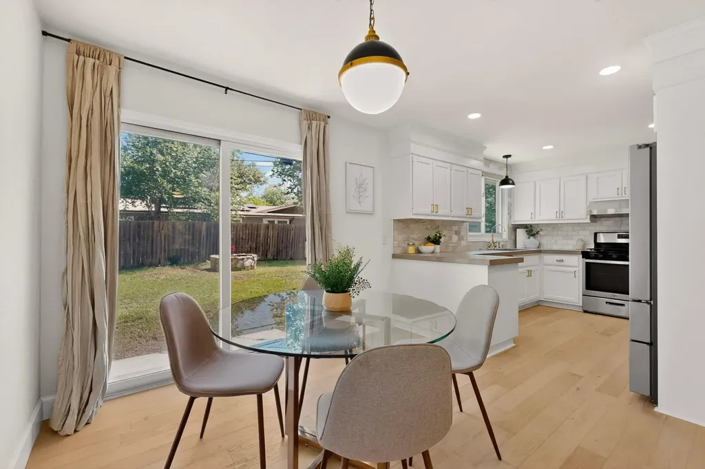 1308 Broadmoor Drive Austin TX 78723