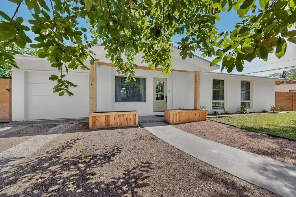 1308 Broadmoor Drive Austin TX 78723