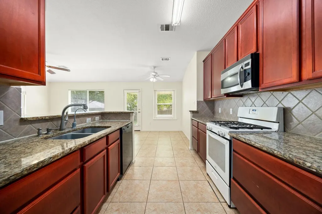 1507 Fort Lloyd Place Round Rock TX 78665