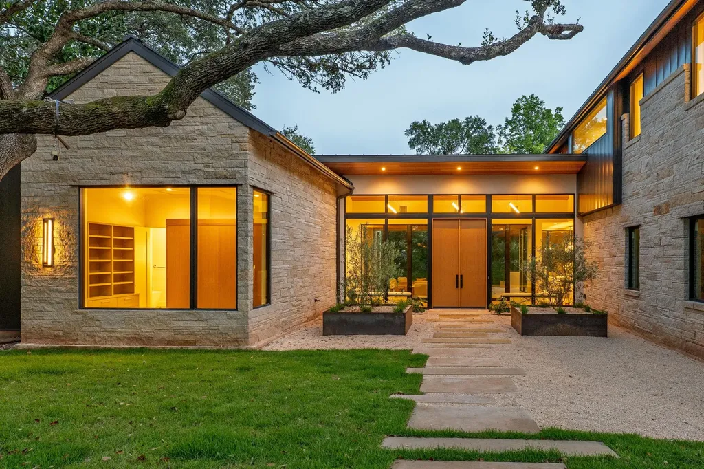 405 Honeycomb Ridge Austin TX 78746