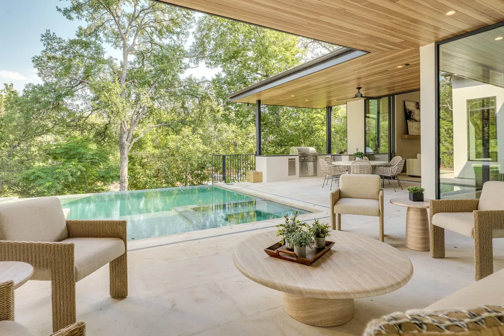 405 Honeycomb Ridge Austin TX 78746