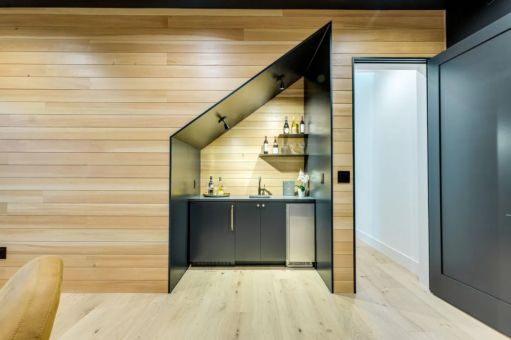 405 Honeycomb Ridge Austin TX 78746