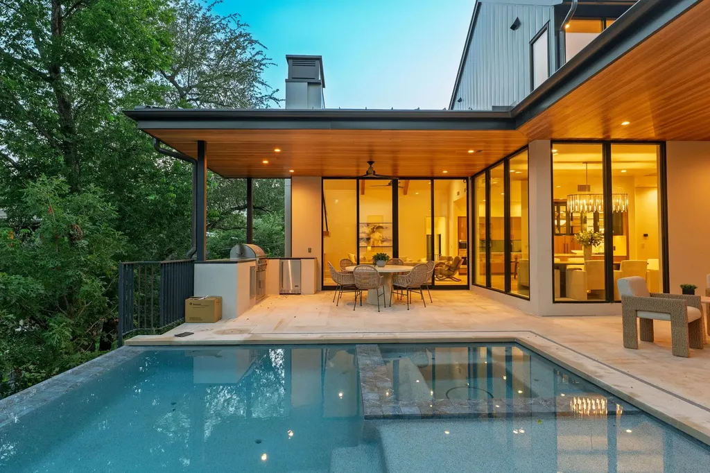 405 Honeycomb Ridge Austin TX 78746