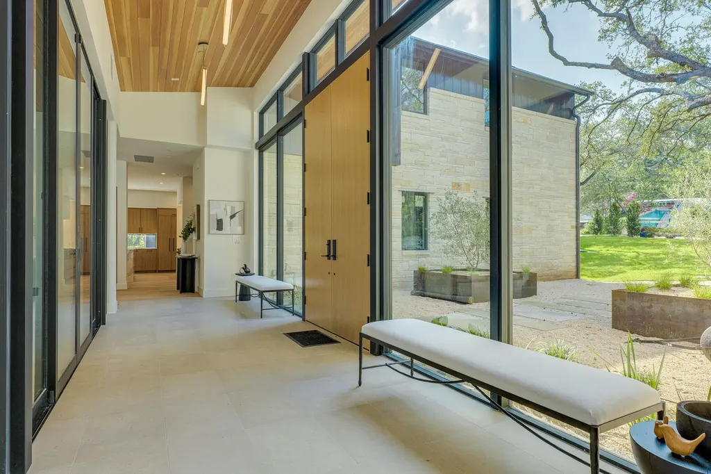 405 Honeycomb Ridge Austin TX 78746