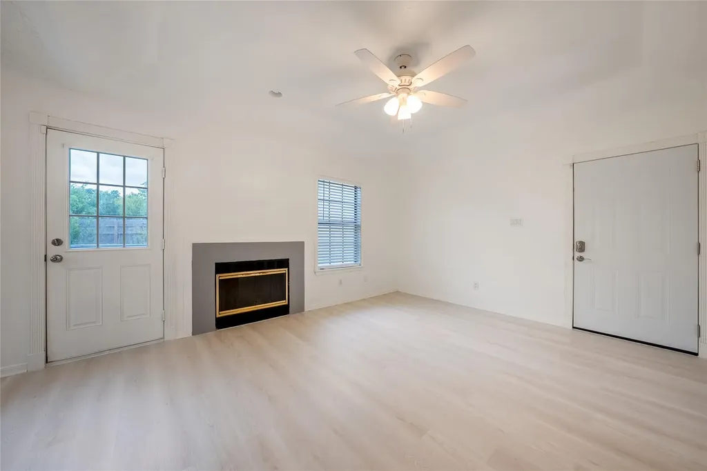 1702 Ireland Drive Leander TX 78641
