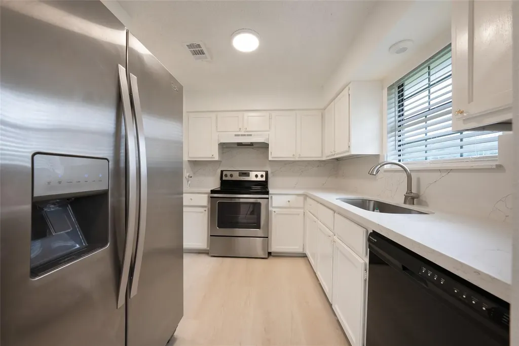 1702 Ireland Drive Leander TX 78641