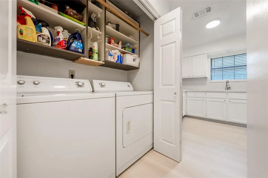 1702 Ireland Drive Leander TX 78641