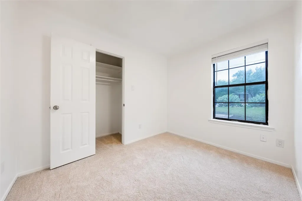 1702 Ireland Drive Leander TX 78641