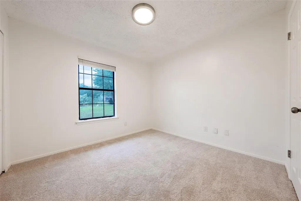 1702 Ireland Drive Leander TX 78641