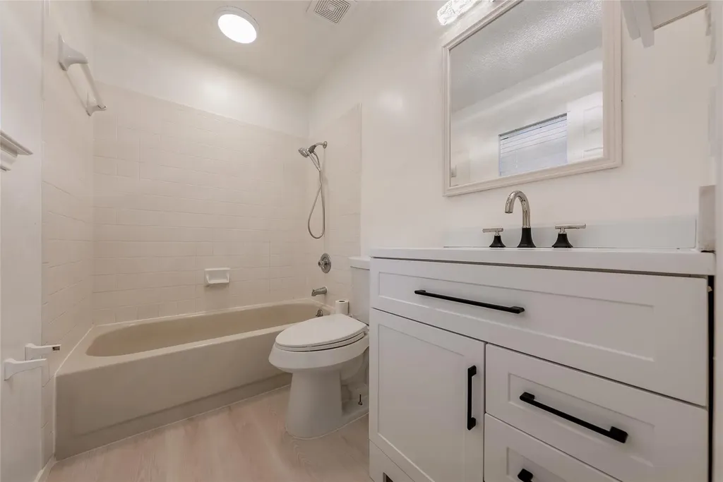 1702 Ireland Drive Leander TX 78641