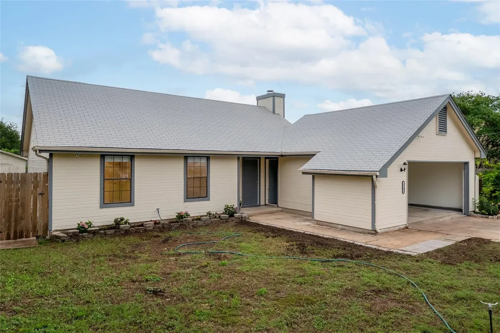 1702 Ireland Drive Leander TX 78641