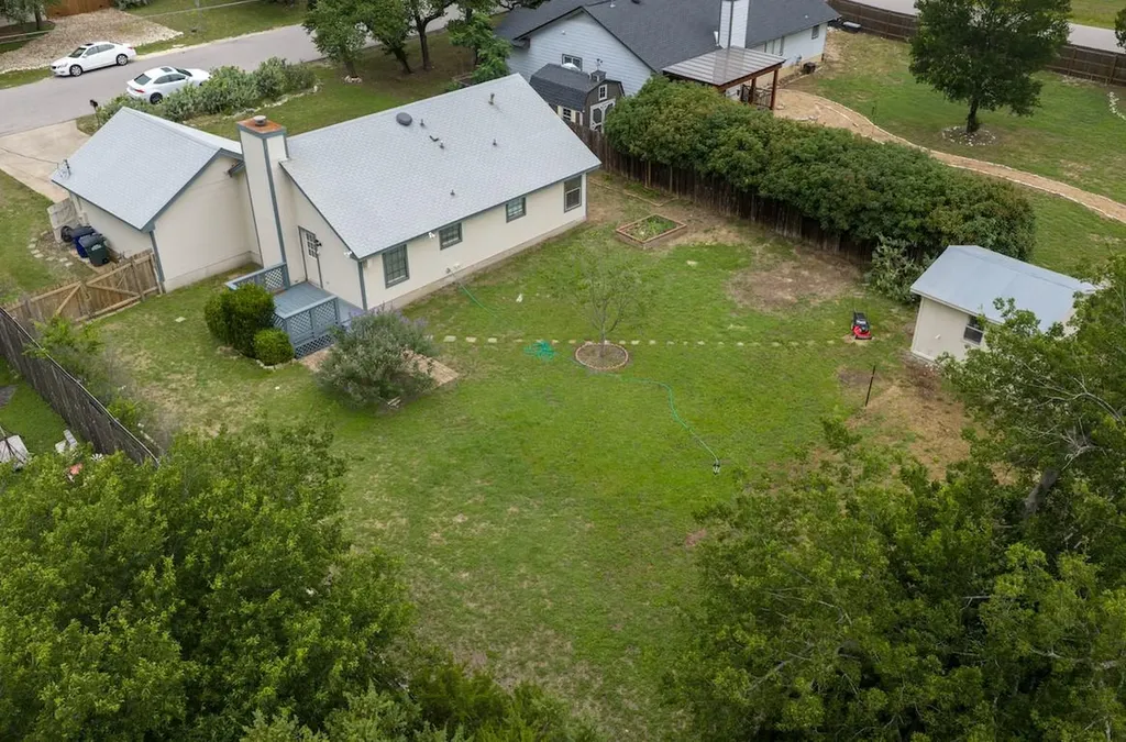 1702 Ireland Drive Leander TX 78641