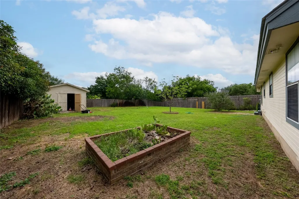1702 Ireland Drive Leander TX 78641