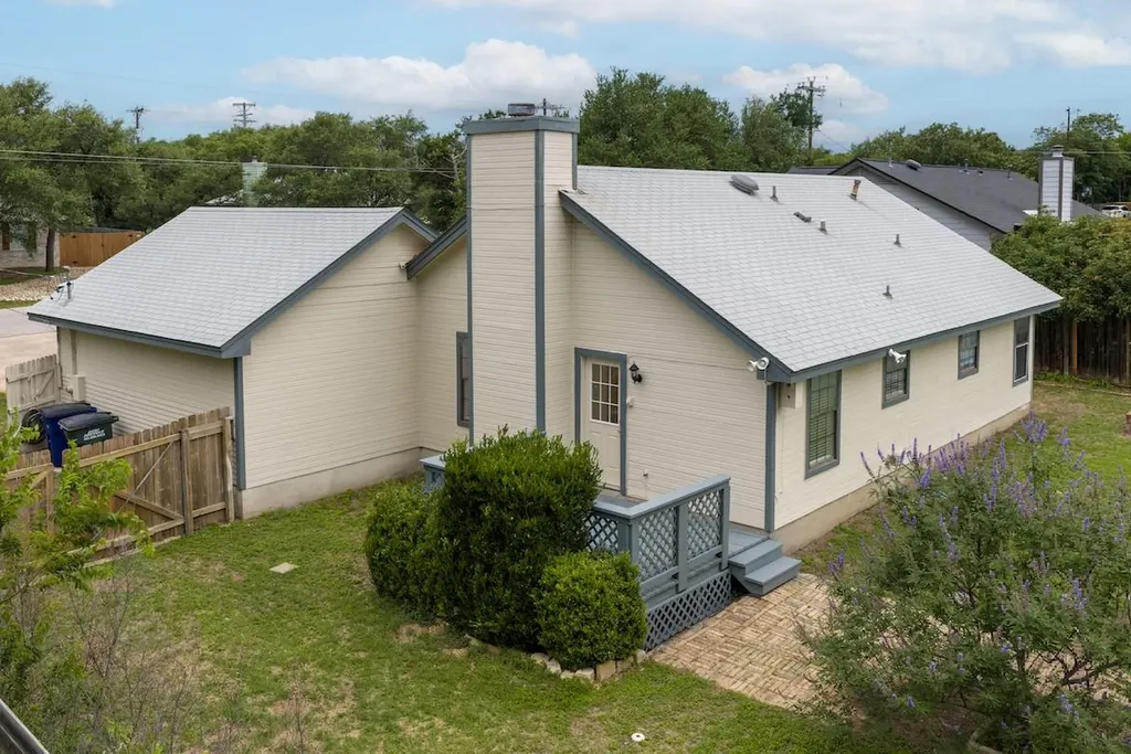 1702 Ireland Drive Leander TX 78641