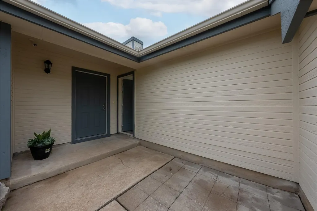 1702 Ireland Drive Leander TX 78641
