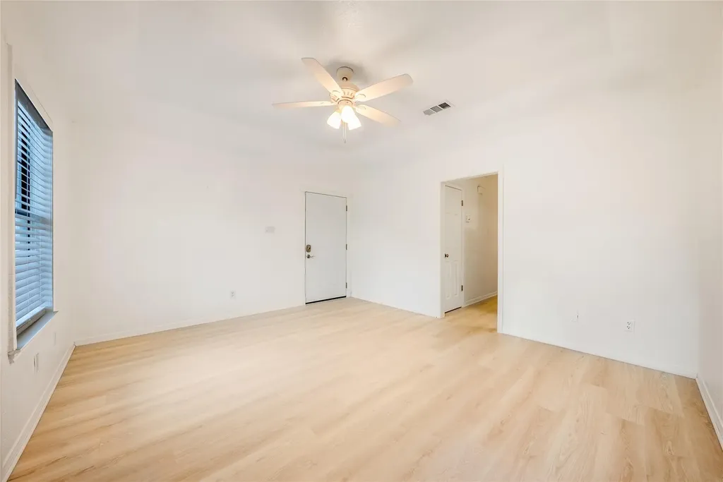 1702 Ireland Drive Leander TX 78641