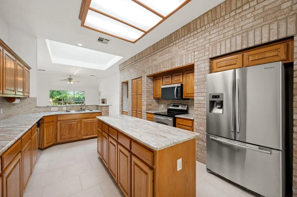707 Ridge View Drive Leander TX 78641