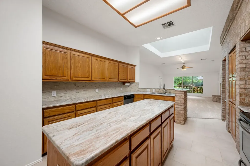 707 Ridge View Drive Leander TX 78641