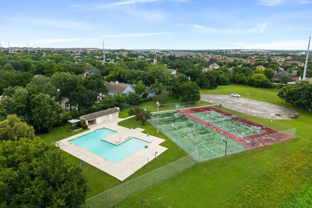 707 Ridge View Drive Leander TX 78641