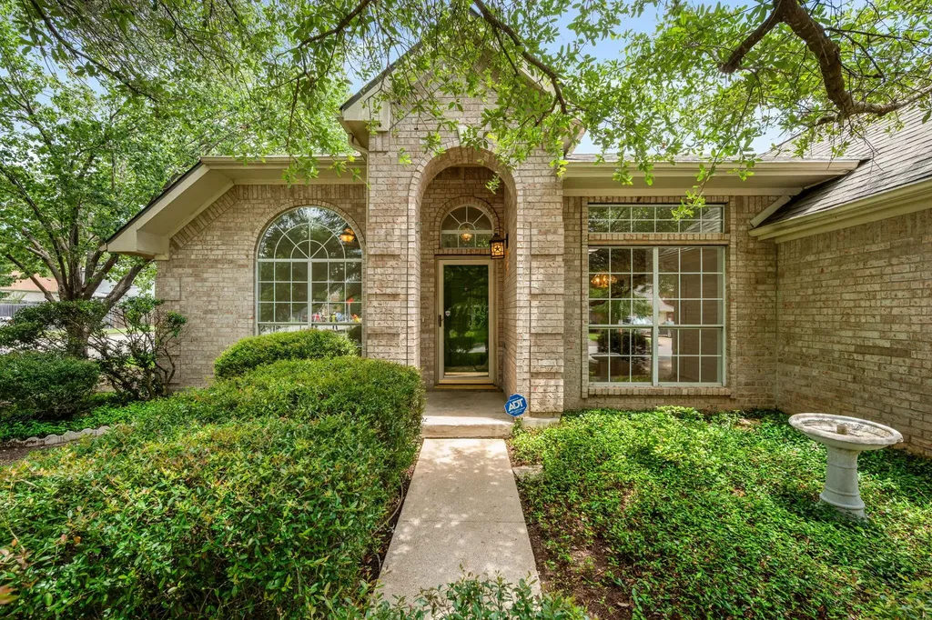 707 Ridge View Drive Leander TX 78641