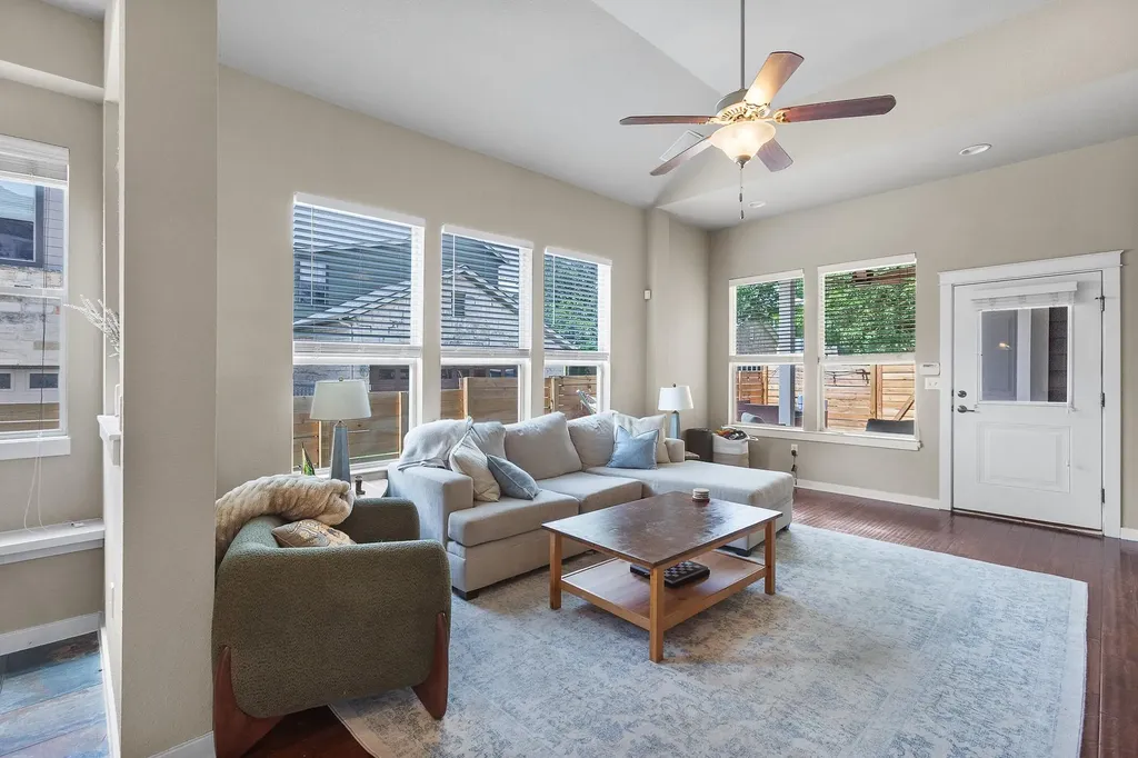 3808 Mattie Street Austin TX 78723
