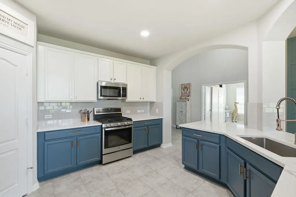 1001 Swan Flower Street Leander TX 78641