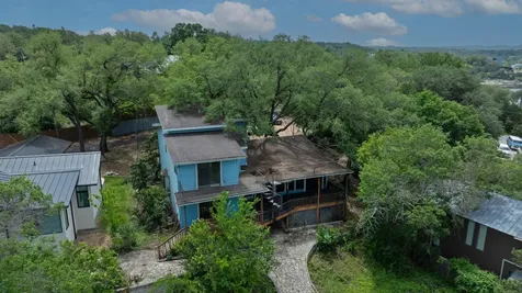 1004 Linscomb Drive Austin TX 78734