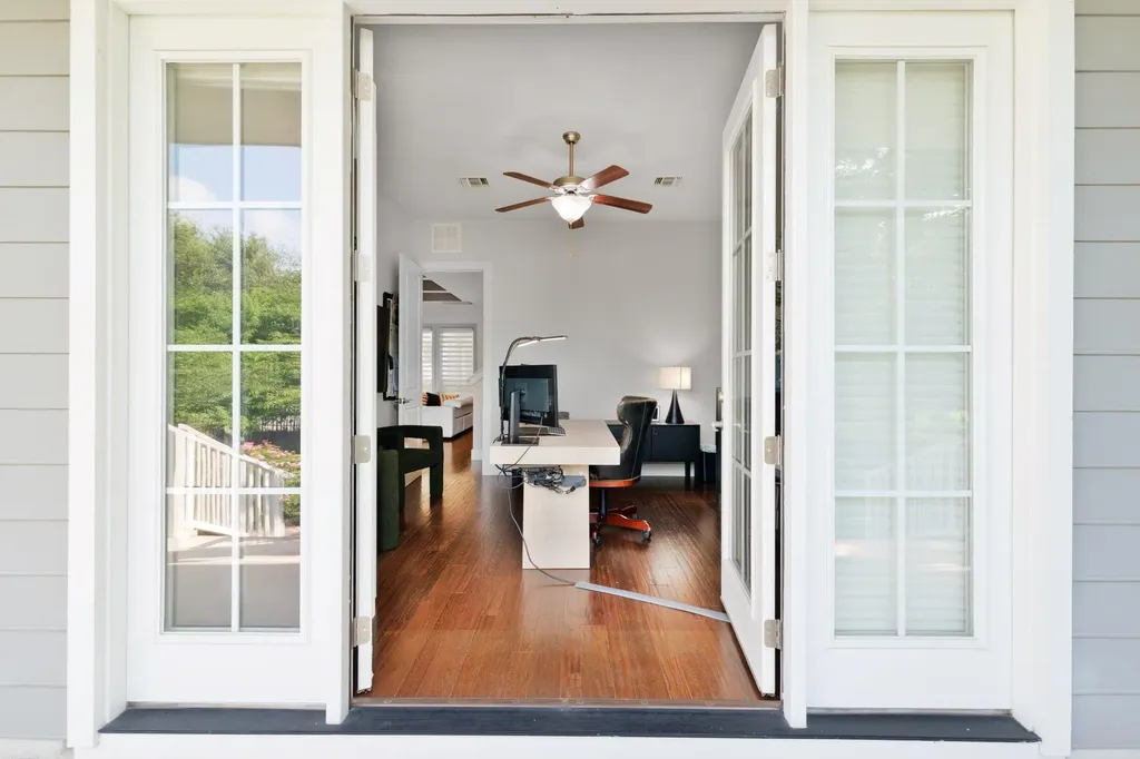 1004 E 13th Street Austin TX 78702