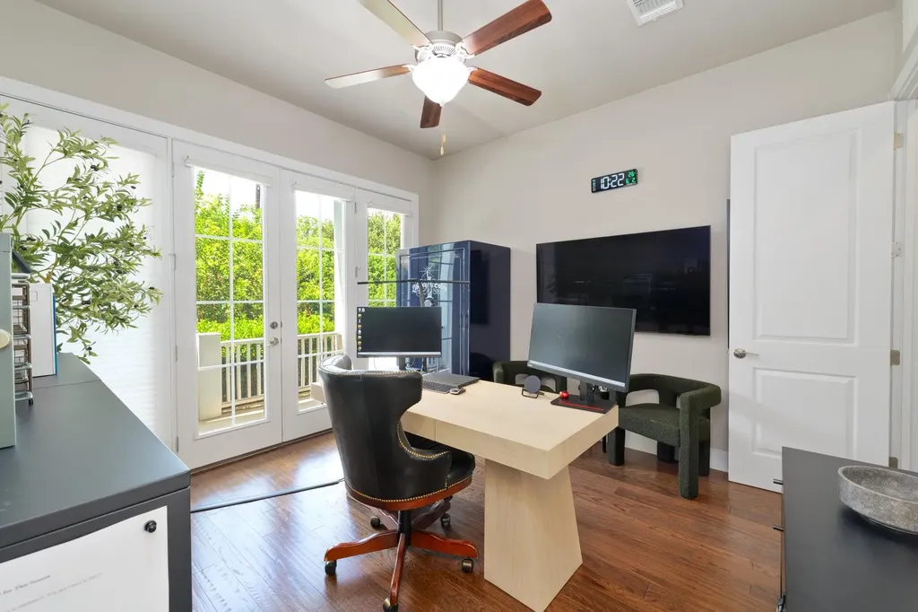 1004 E 13th Street Austin TX 78702