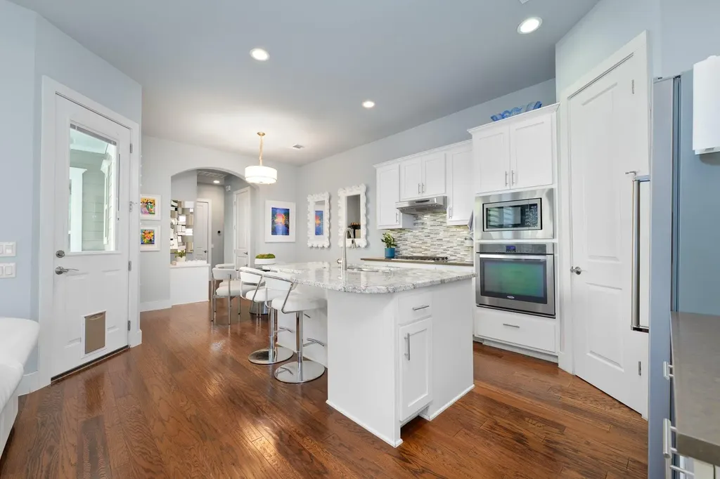 1004 E 13th Street Austin TX 78702