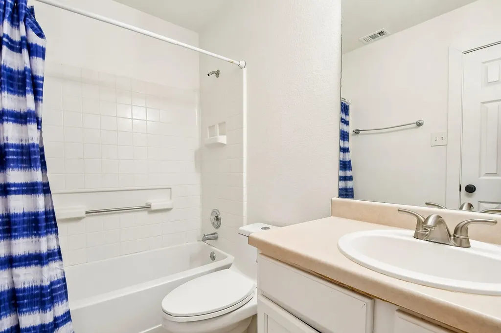 121 Orion Cove Kyle TX 78640