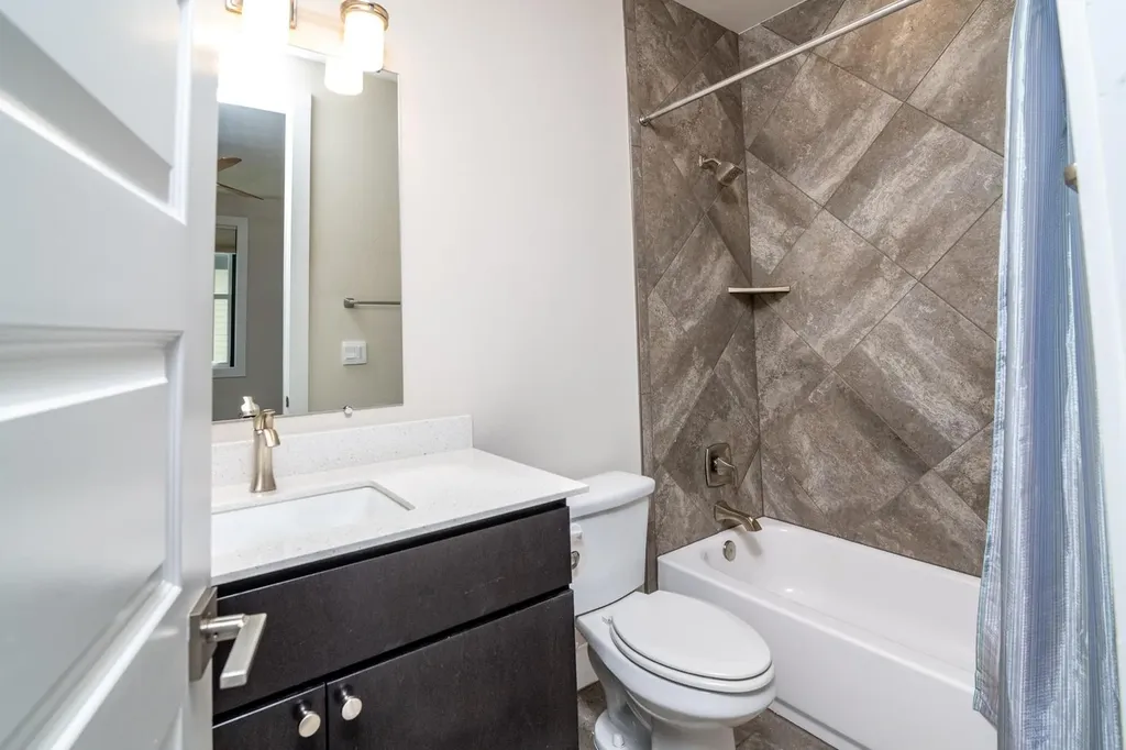4202 Wayfarer Way Austin TX 78731
