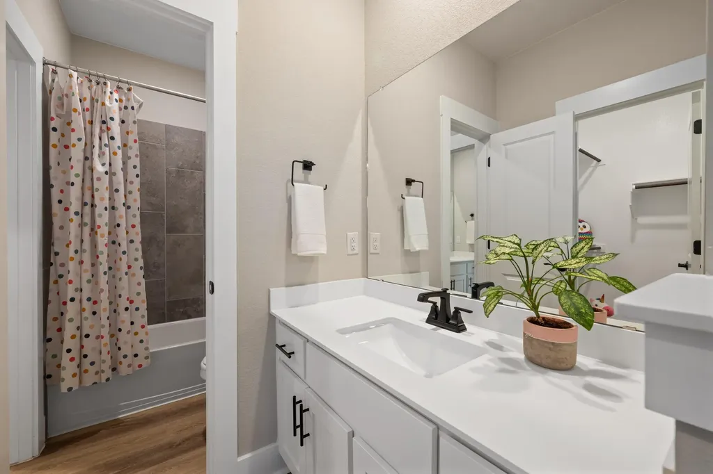 2345 Beebalm Street Leander TX 78641