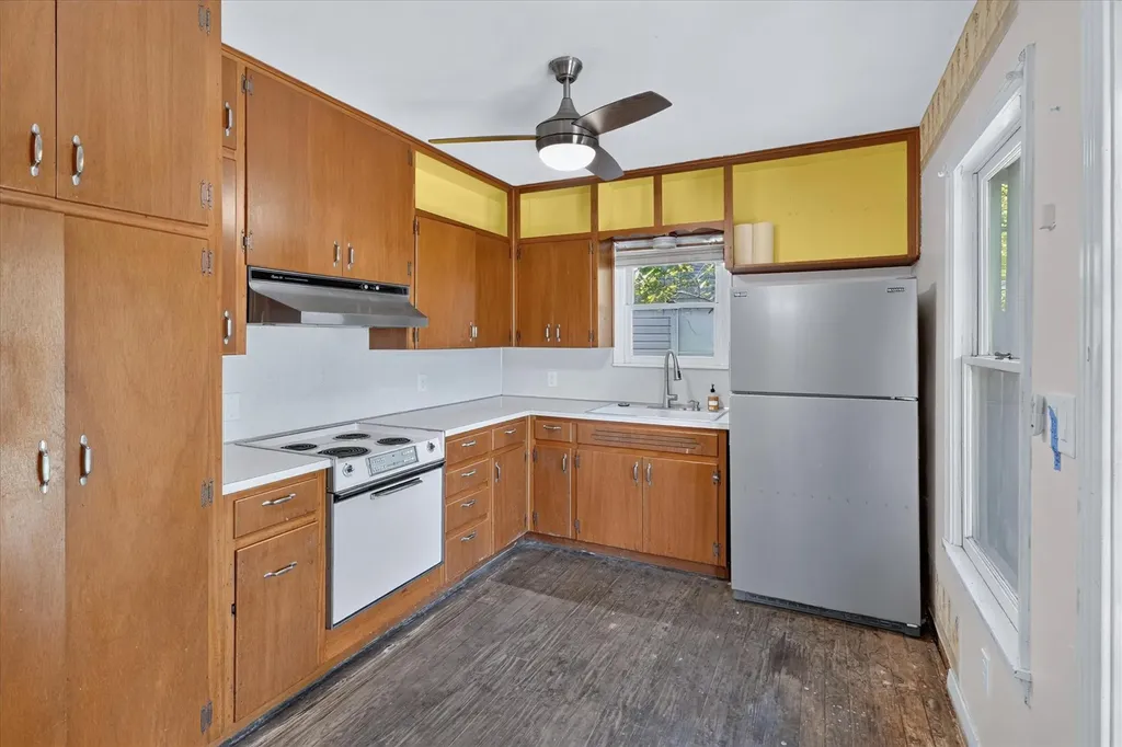 5701 Link Avenue Austin TX 78752