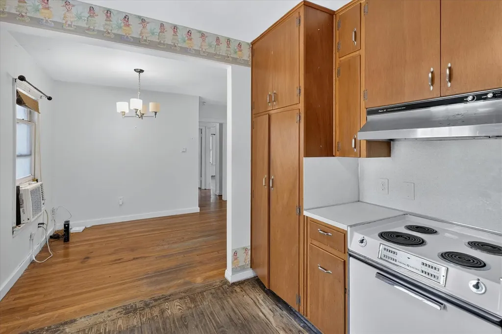 5701 Link Avenue Austin TX 78752