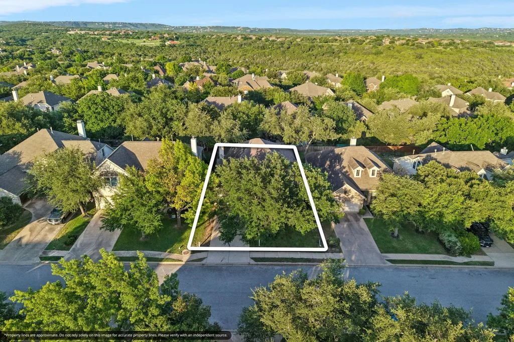 1017 Horseback Hollow Austin TX 78732